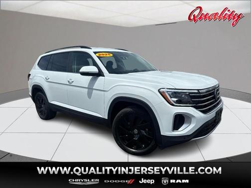 Pure White 2025 Volkswagen Atlas 2.0T SE