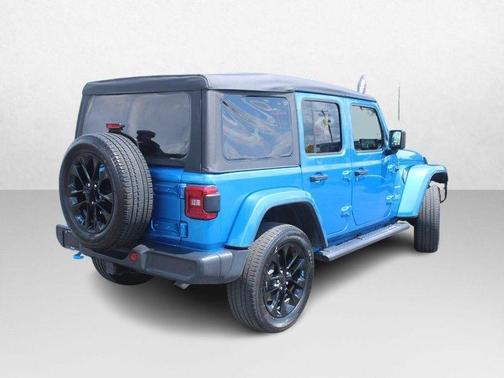2022 Jeep Wrangler Unlimited 4xe Sahara