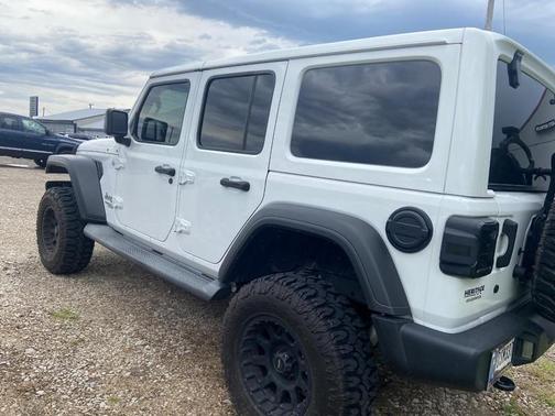 Bright White Clearcoat 2019 Jeep Wrangler Unlimited Sport