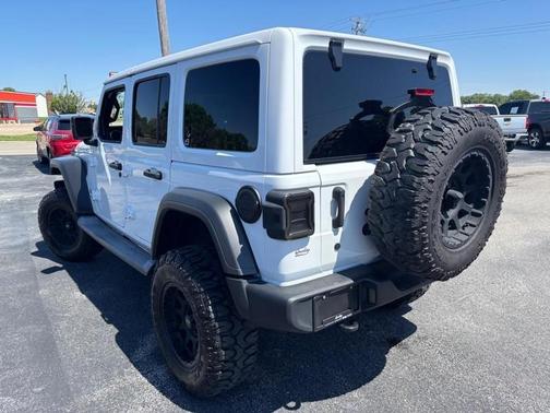 Bright White Clearcoat 2019 Jeep Wrangler Unlimited Sport