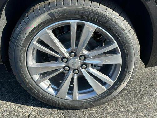 2025 Cadillac XT6 Premium Luxury AWD