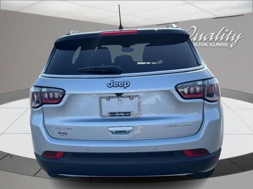 Silver Zynith 2024 Jeep Compass Limited
