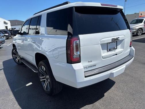 Summit White 2019 GMC Yukon SLT