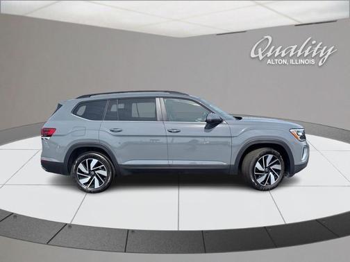Pure Gray 2025 Volkswagen Atlas 2.0T SE