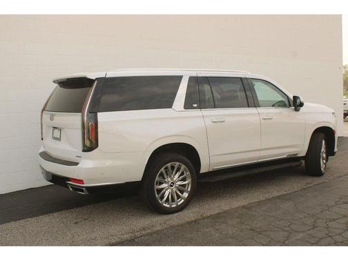 2023 Cadillac Escalade ESV Premium Luxury