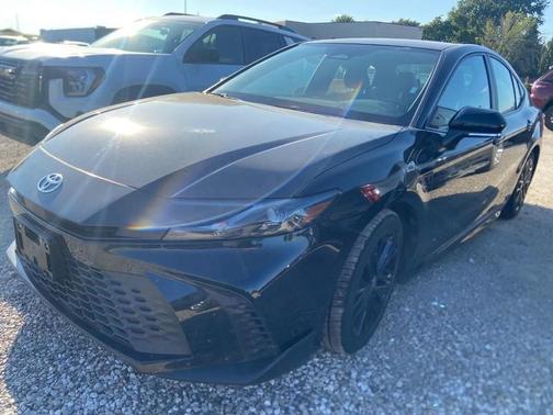 Midnight Black Metallic 2025 Toyota Camry SE