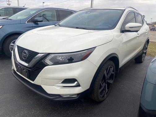 2021 Nissan Rogue Sport SL