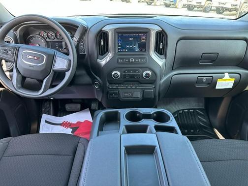 2025 GMC Sierra 2500 Pro