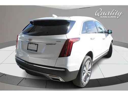 2026 Cadillac XT5 Premium Luxury
