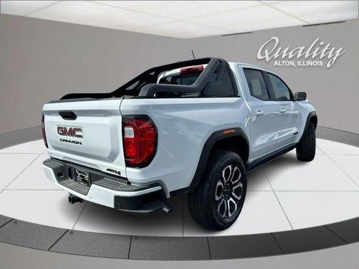2025 GMC Canyon AT4