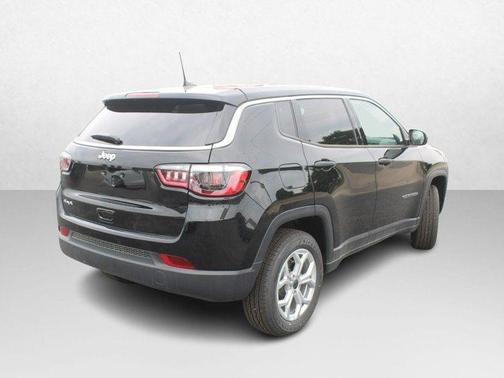 2025 Jeep Compass Sport