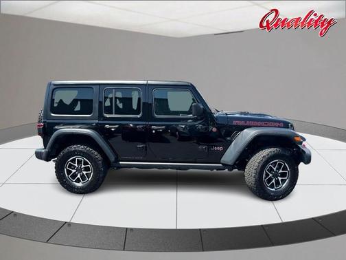 Black Clearcoat 2026 Jeep Wrangler Rubicon