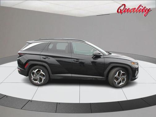 Black Pearl 2024 Hyundai TUCSON Limited