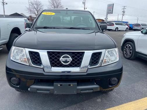 2016 Nissan Frontier SV