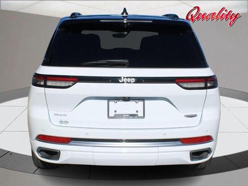 2024 Jeep Grand Cherokee Summit