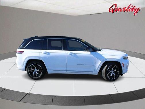 2024 Jeep Grand Cherokee Summit