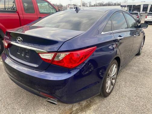 2012 Hyundai SONATA SE