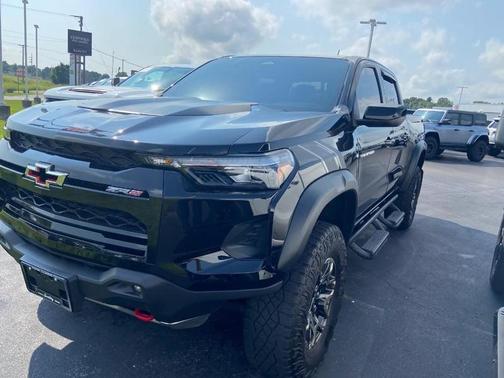Black 2024 Chevrolet Colorado ZR2