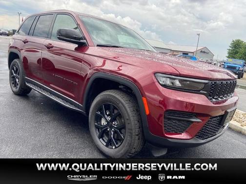 Velvet Red Pearlcoat 2025 Jeep Grand Cherokee Laredo