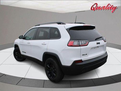 2023 Jeep Cherokee Altitude Lux