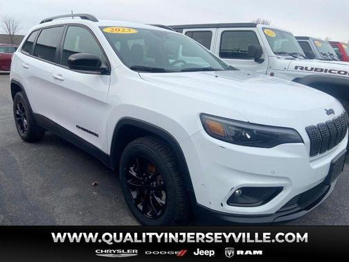 2023 Jeep Cherokee Altitude Lux