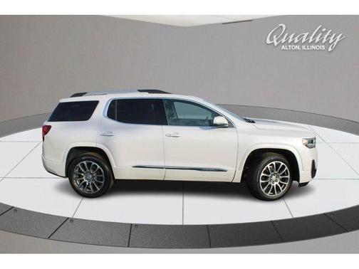 2022 GMC Acadia Denali