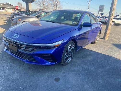 2025 Hyundai ELANTRA SEL Convenience