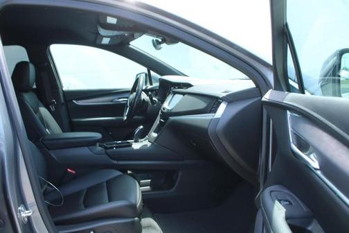 2022 Cadillac XT5 Luxury