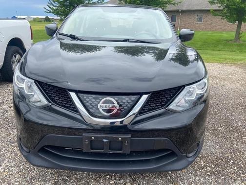 Magnetic Black 2018 Nissan Rogue Sport S