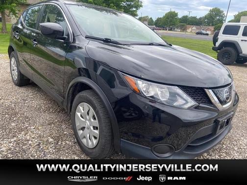 Magnetic Black 2018 Nissan Rogue Sport S