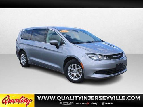 2020 Chrysler Voyager LX