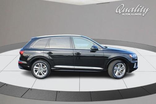 2023 Audi Q7 55 Premium Plus