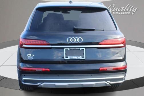 2023 Audi Q7 55 Premium Plus
