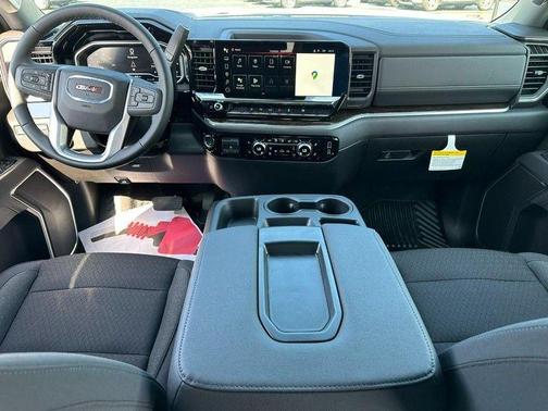 2025 GMC Sierra 2500 SLE