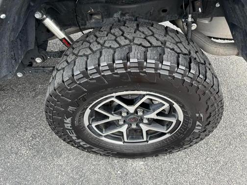Anvil Clearcoat 2024 Jeep Gladiator Rubicon