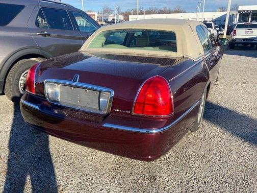 2006 Lincoln Town Car Signature