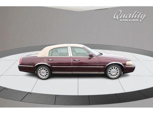2006 Lincoln Town Car Signature