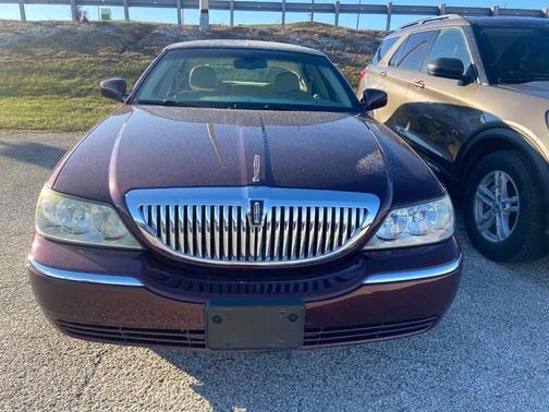 2006 Lincoln Town Car Signature