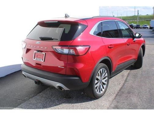 2020 Ford Escape Titanium