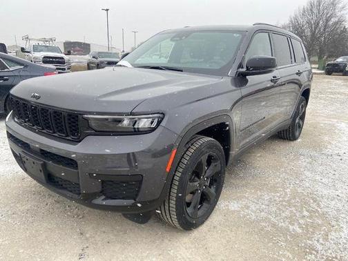 2023 Jeep Grand Cherokee L Laredo