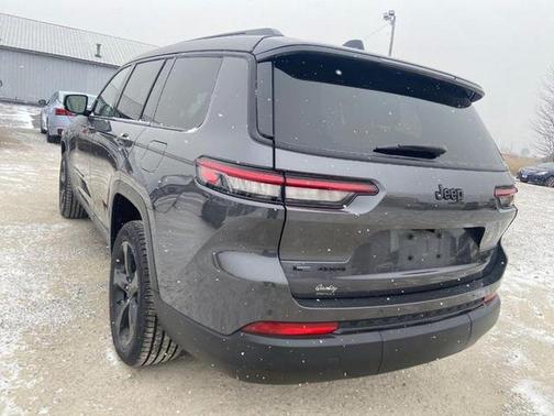 2023 Jeep Grand Cherokee L Laredo