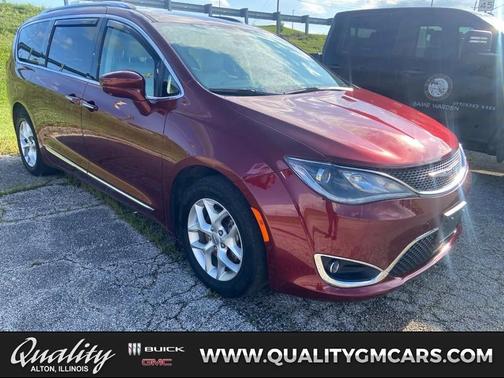 Velvet Red Pearlcoat 2020 Chrysler Pacifica Touring-L Plus