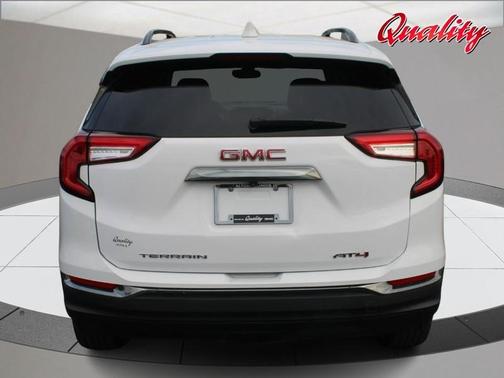 2023 GMC Terrain AT4