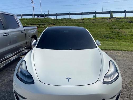 Pearl White Multi 2020 Tesla Model 3 Standard Range