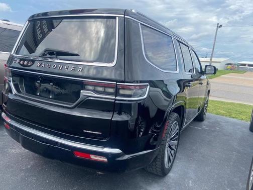 Diamond Black 2022 Jeep Grand Wagoneer Series III
