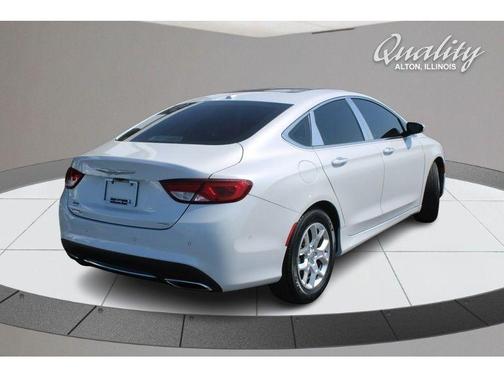 Lunar White Tri-Coat Pearl 2015 Chrysler 200 C
