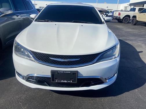 Lunar White Tri-Coat Pearl 2015 Chrysler 200 C