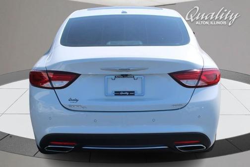 Lunar White Tri-Coat Pearl 2015 Chrysler 200 C