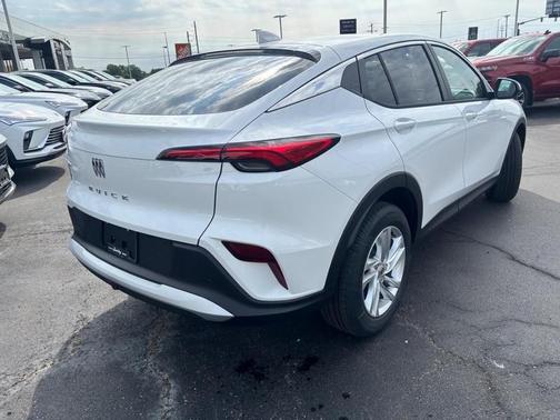 Summit White 2026 Buick Envista Preferred