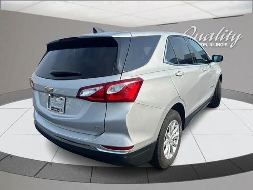 Silver Ice Metallic 2018 Chevrolet Equinox 1LT